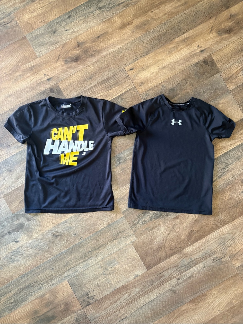 Boys UA tshirts